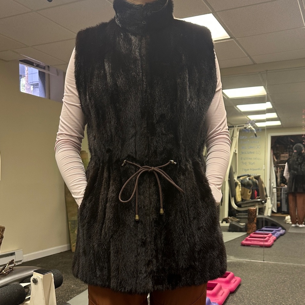 Sleeveless real mink Fur Vest - Black